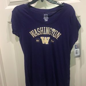 Washington Husky shirt new with tags